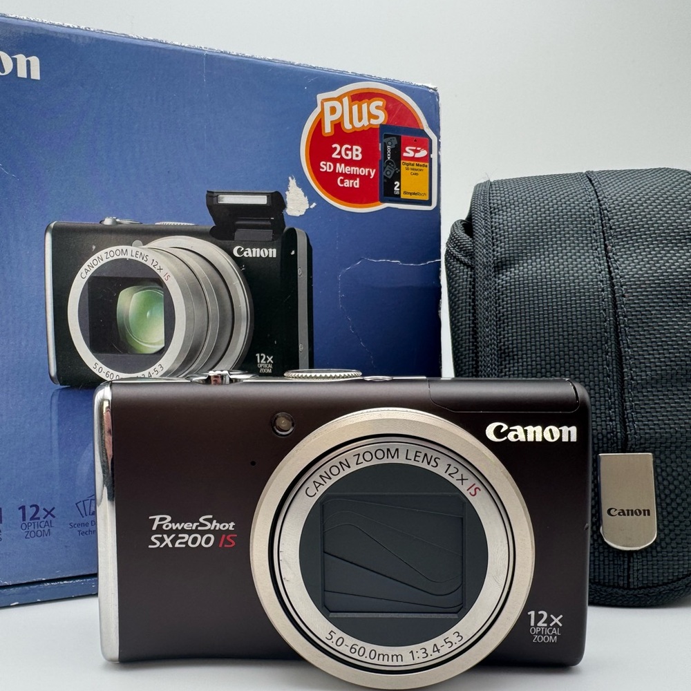 Canon PowerShot SX200 IS  12.1 MP Digital Camera LCD Screen PSSX200IS Black